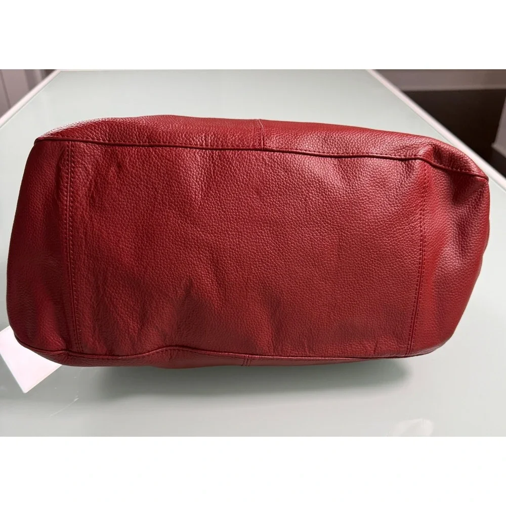 Cuore & Pelle Brand Italian Red Leather Shoulder Bag Gold Tone Chain Hard wear - Picture 3 of 11